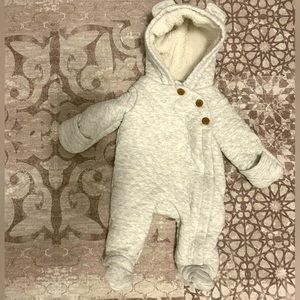 Carter’s Newborn Bear Bunting